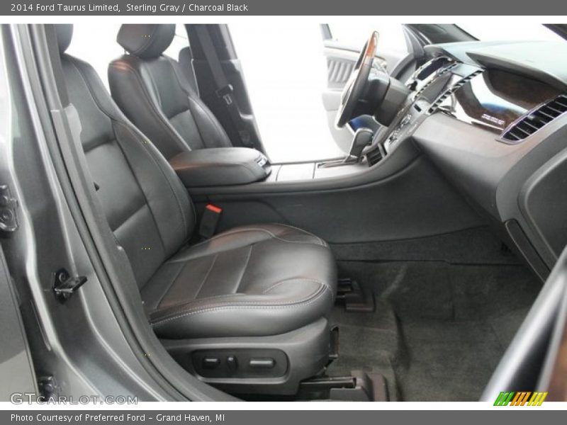Sterling Gray / Charcoal Black 2014 Ford Taurus Limited
