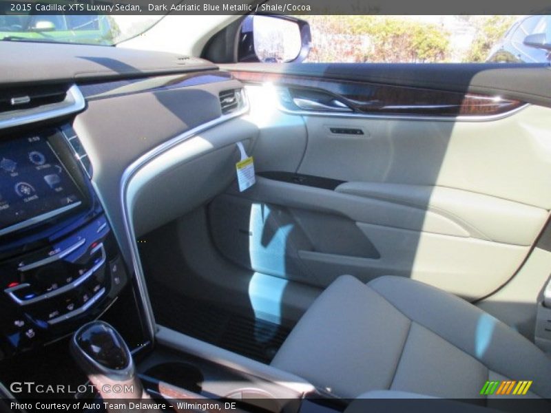 Dark Adriatic Blue Metallic / Shale/Cocoa 2015 Cadillac XTS Luxury Sedan