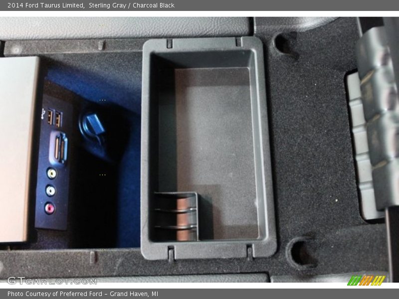 Sterling Gray / Charcoal Black 2014 Ford Taurus Limited