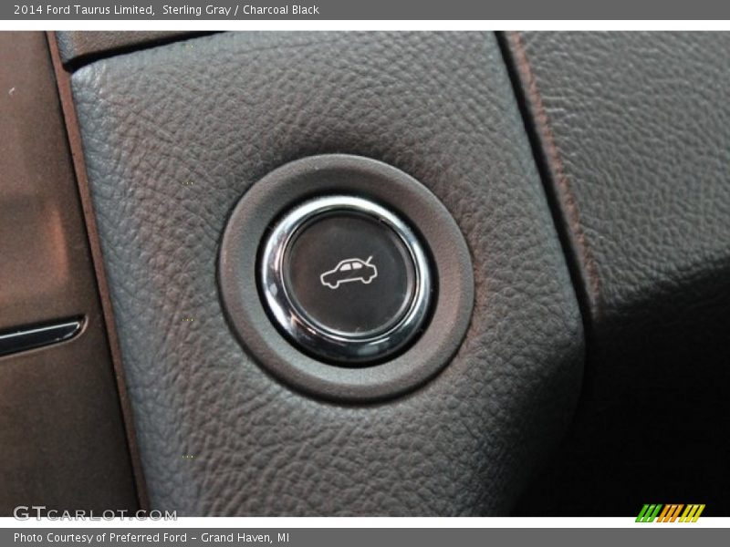 Sterling Gray / Charcoal Black 2014 Ford Taurus Limited
