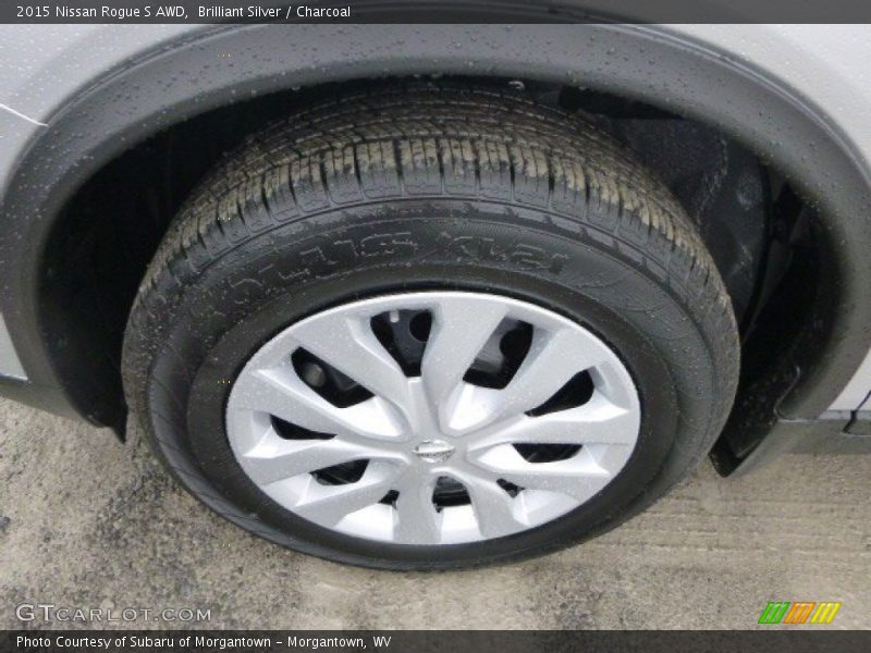 Brilliant Silver / Charcoal 2015 Nissan Rogue S AWD