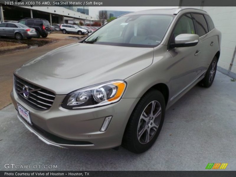 Sea Shell Metallic / Soft Beige 2015 Volvo XC60 T6 AWD