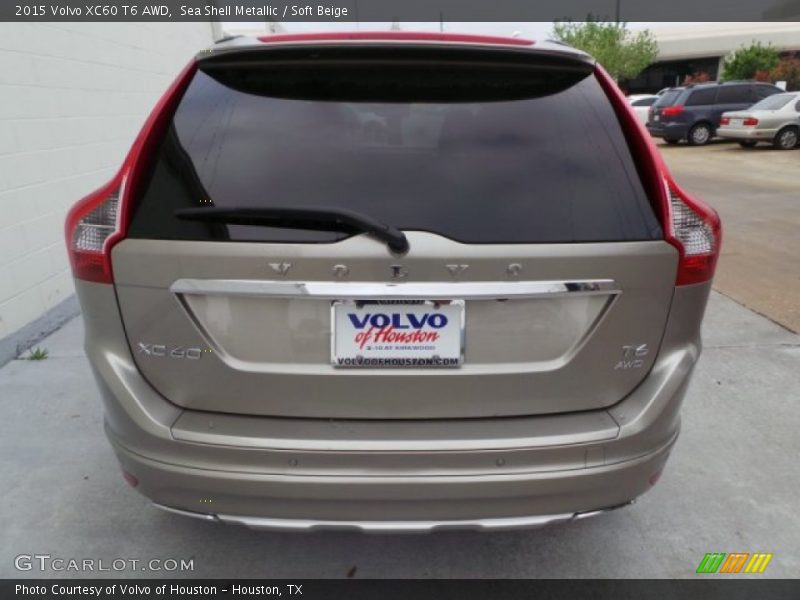 Sea Shell Metallic / Soft Beige 2015 Volvo XC60 T6 AWD