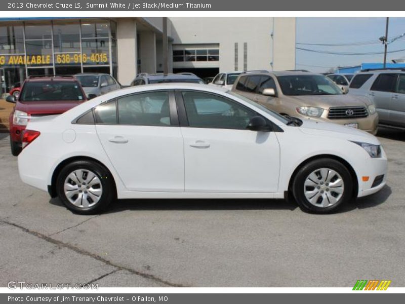Summit White / Jet Black/Medium Titanium 2013 Chevrolet Cruze LS