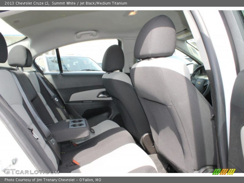 Summit White / Jet Black/Medium Titanium 2013 Chevrolet Cruze LS