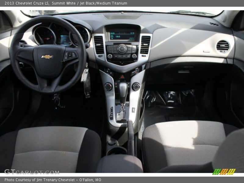 Summit White / Jet Black/Medium Titanium 2013 Chevrolet Cruze LS