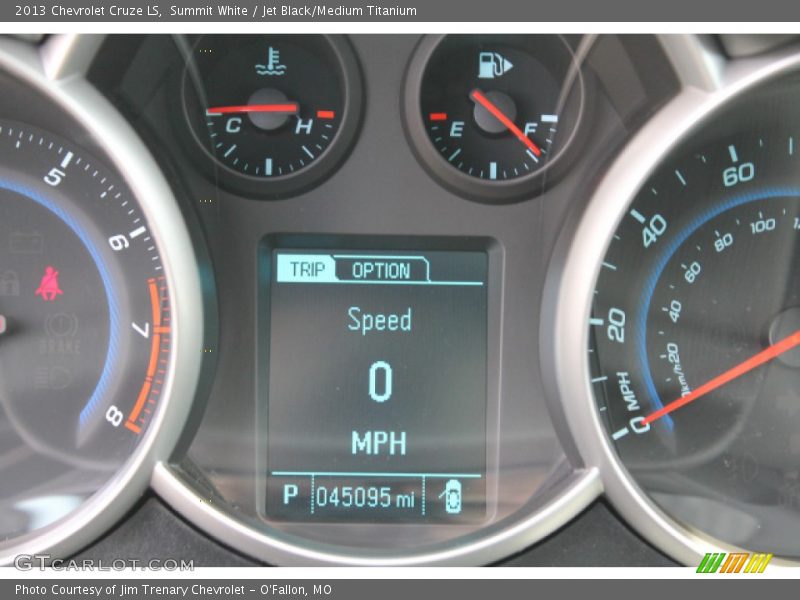 Summit White / Jet Black/Medium Titanium 2013 Chevrolet Cruze LS