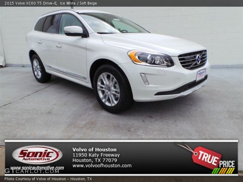 Ice White / Soft Beige 2015 Volvo XC60 T5 Drive-E
