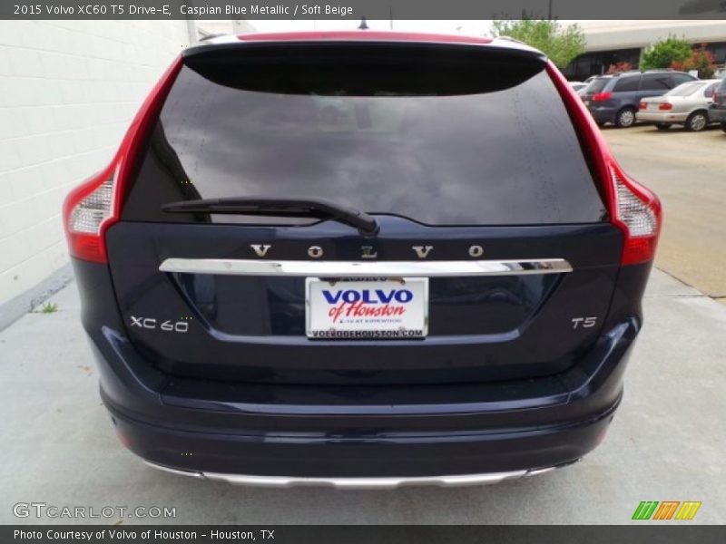 Caspian Blue Metallic / Soft Beige 2015 Volvo XC60 T5 Drive-E