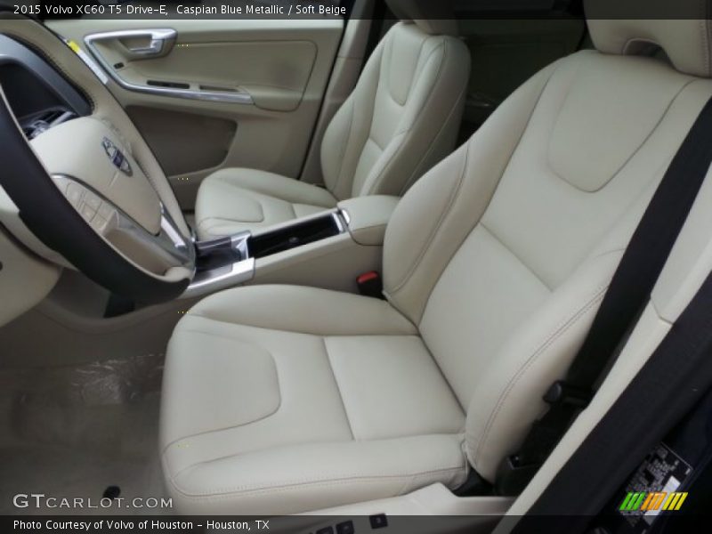 Caspian Blue Metallic / Soft Beige 2015 Volvo XC60 T5 Drive-E