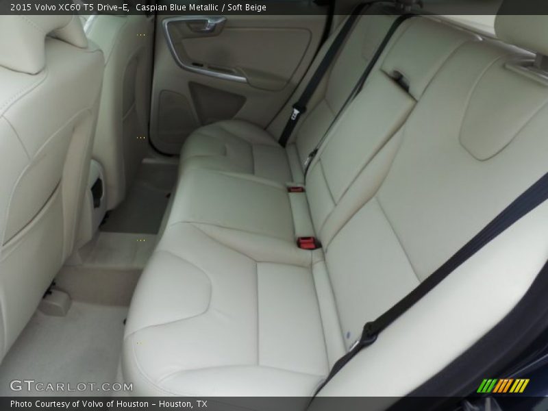 Caspian Blue Metallic / Soft Beige 2015 Volvo XC60 T5 Drive-E