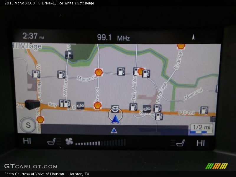 Ice White / Soft Beige 2015 Volvo XC60 T5 Drive-E