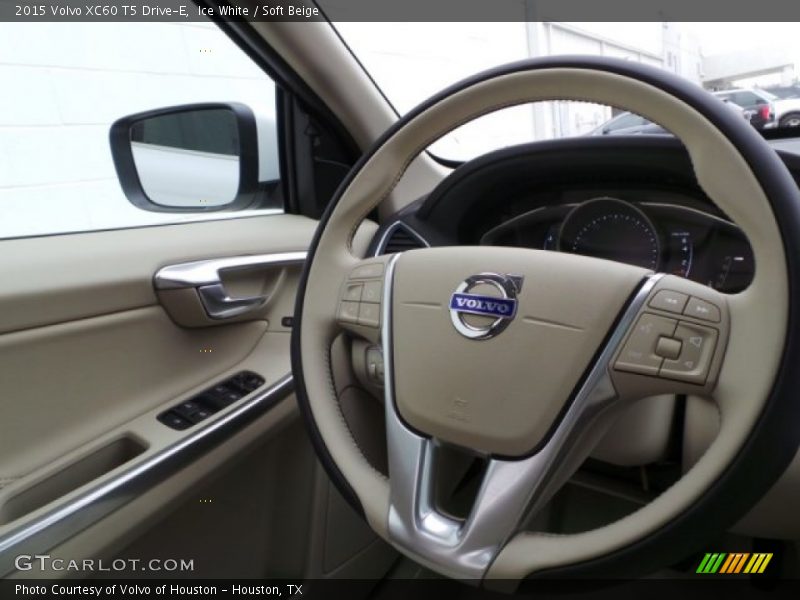 Ice White / Soft Beige 2015 Volvo XC60 T5 Drive-E