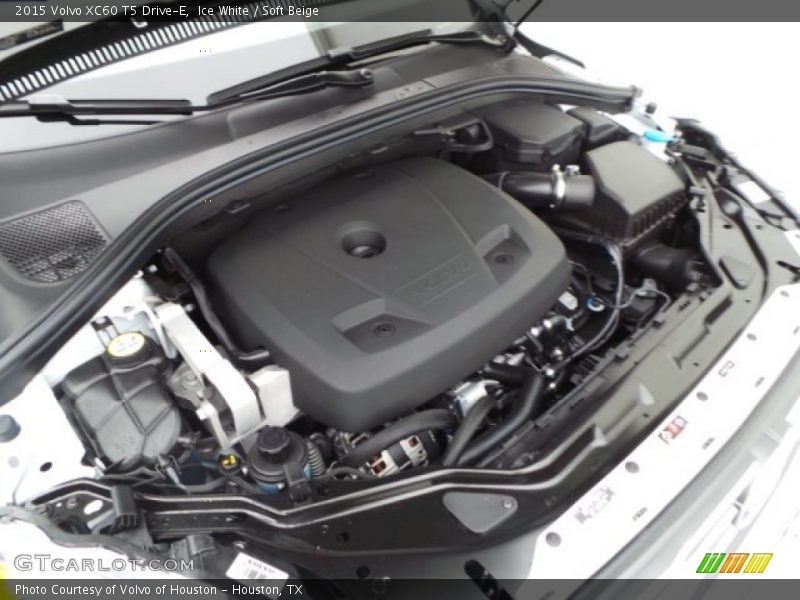 Ice White / Soft Beige 2015 Volvo XC60 T5 Drive-E