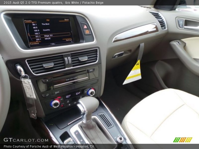 Ibis White / Pistachio Beige 2015 Audi Q5 2.0 TFSI Premium quattro