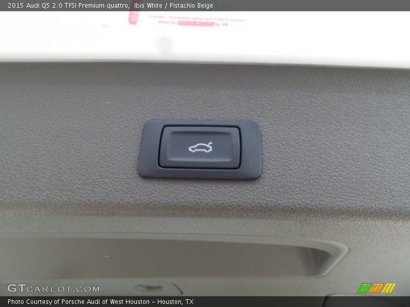 Ibis White / Pistachio Beige 2015 Audi Q5 2.0 TFSI Premium quattro