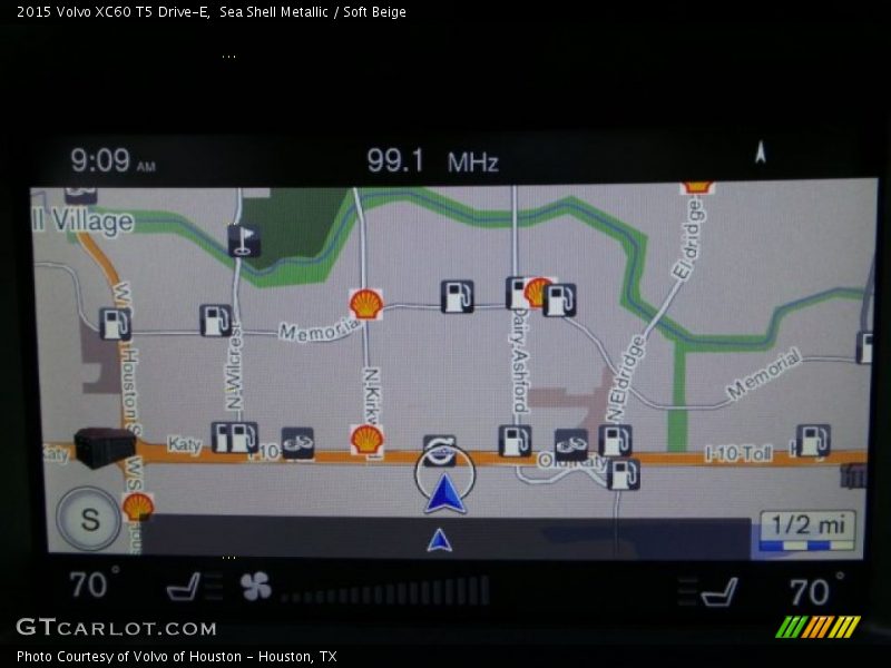 Sea Shell Metallic / Soft Beige 2015 Volvo XC60 T5 Drive-E