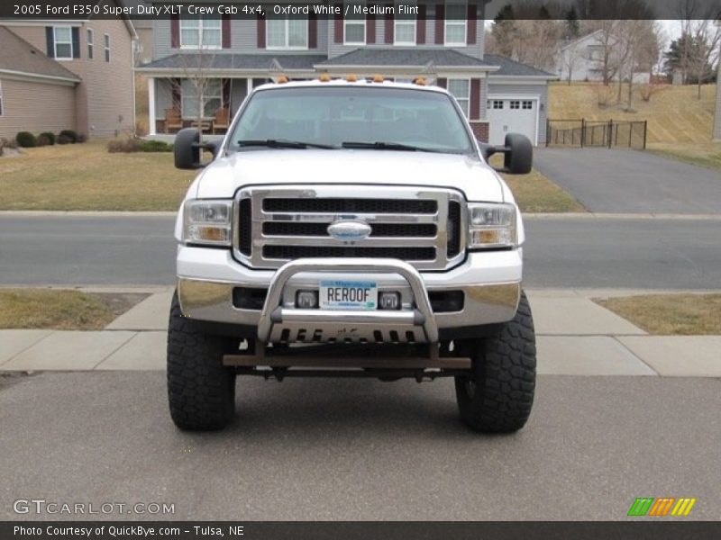 Oxford White / Medium Flint 2005 Ford F350 Super Duty XLT Crew Cab 4x4