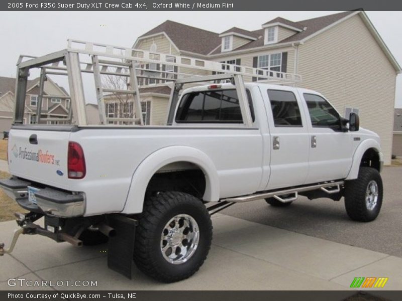 Oxford White / Medium Flint 2005 Ford F350 Super Duty XLT Crew Cab 4x4