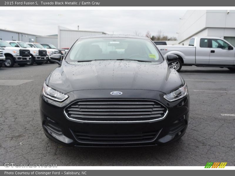 Tuxedo Black Metallic / Earth Gray 2015 Ford Fusion S