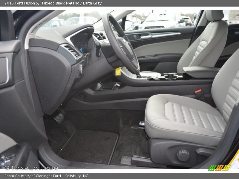 Tuxedo Black Metallic / Earth Gray 2015 Ford Fusion S