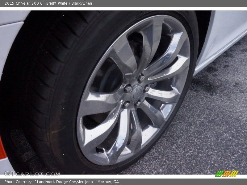 Bright White / Black/Linen 2015 Chrysler 300 C