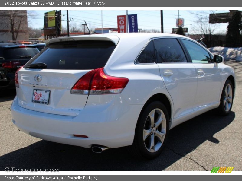 Blizzard White Pearl / Ivory 2012 Toyota Venza LE AWD