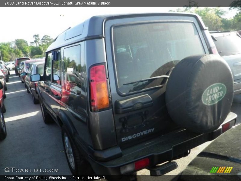 Bonatti Grey Metallic / Black 2003 Land Rover Discovery SE