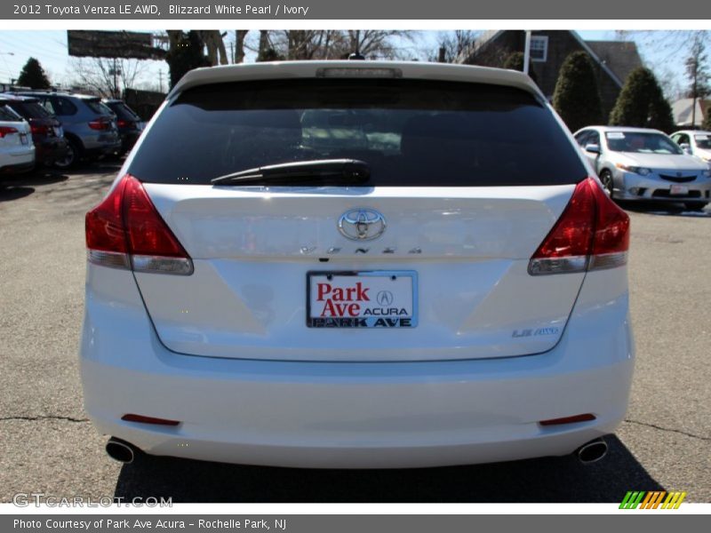 Blizzard White Pearl / Ivory 2012 Toyota Venza LE AWD