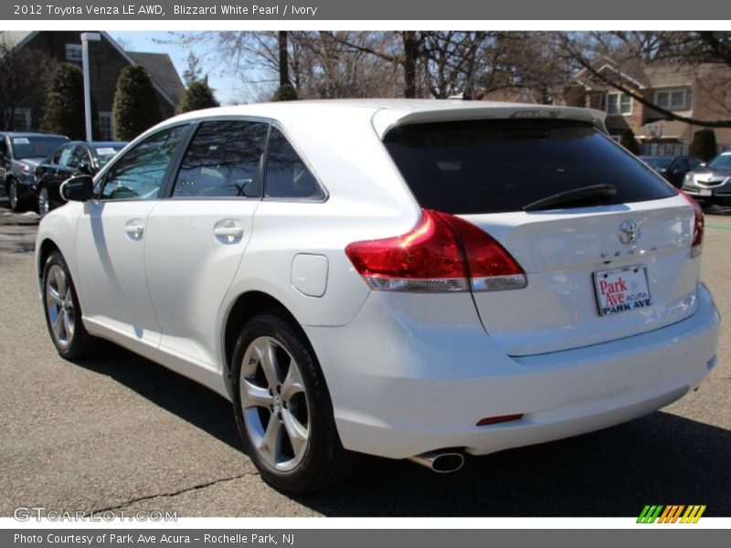 Blizzard White Pearl / Ivory 2012 Toyota Venza LE AWD