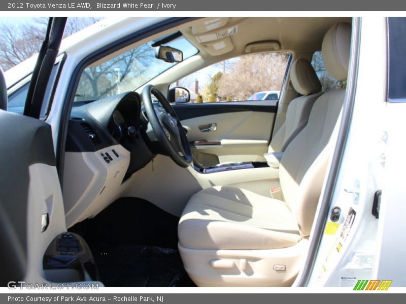 Blizzard White Pearl / Ivory 2012 Toyota Venza LE AWD