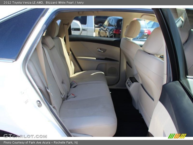 Blizzard White Pearl / Ivory 2012 Toyota Venza LE AWD