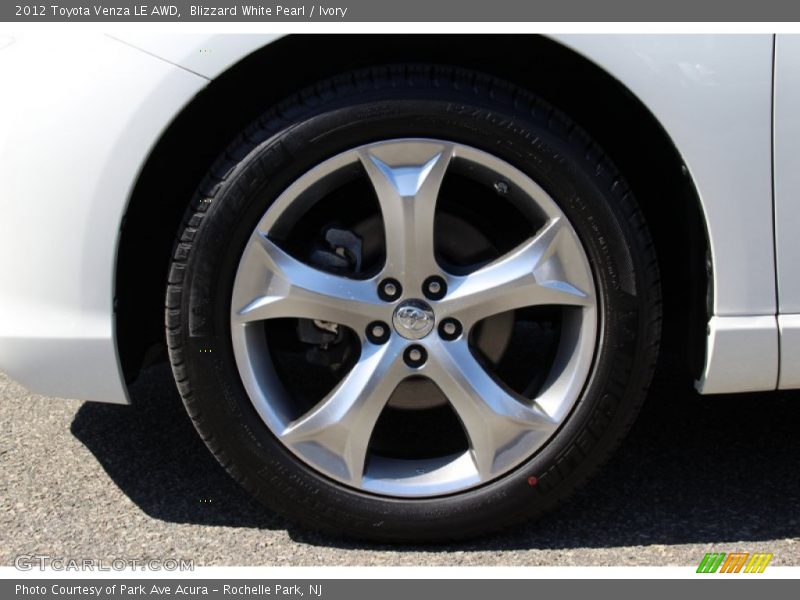 Blizzard White Pearl / Ivory 2012 Toyota Venza LE AWD