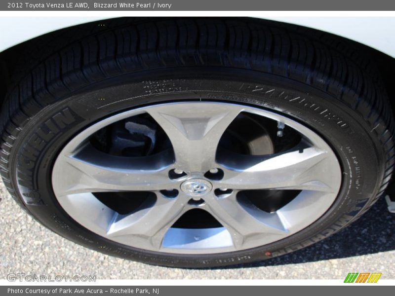 Blizzard White Pearl / Ivory 2012 Toyota Venza LE AWD
