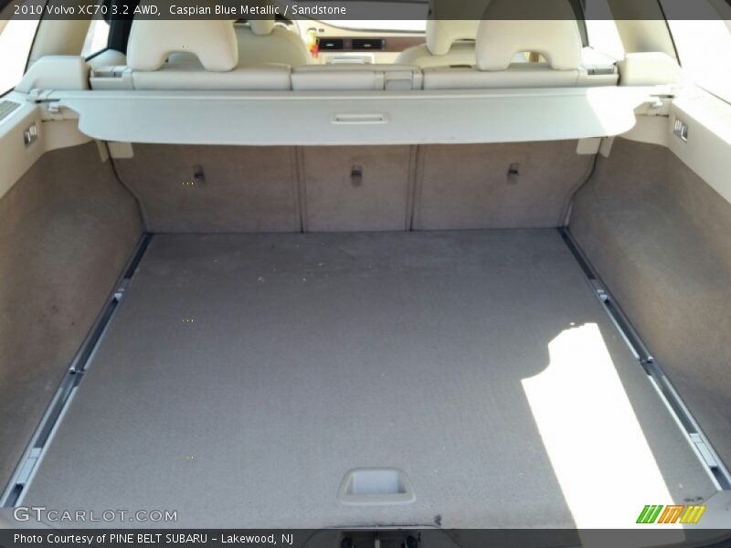 Caspian Blue Metallic / Sandstone 2010 Volvo XC70 3.2 AWD