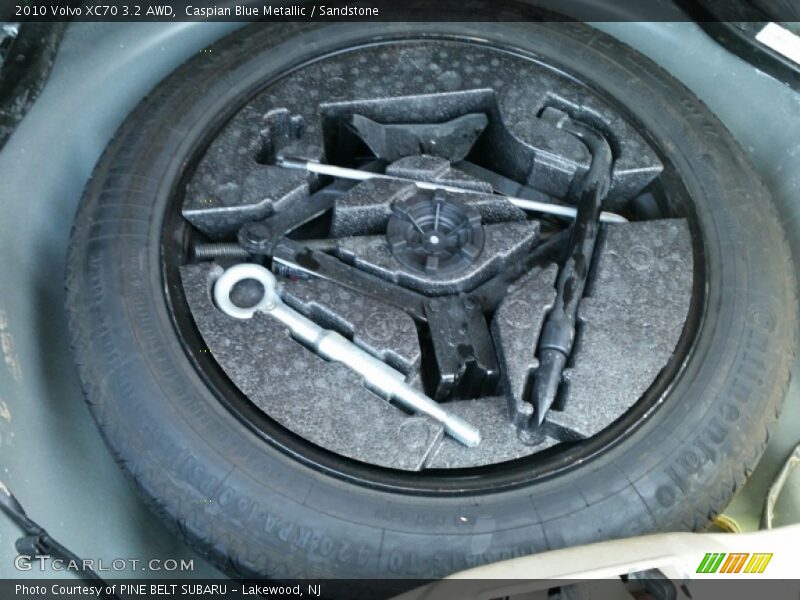 Caspian Blue Metallic / Sandstone 2010 Volvo XC70 3.2 AWD
