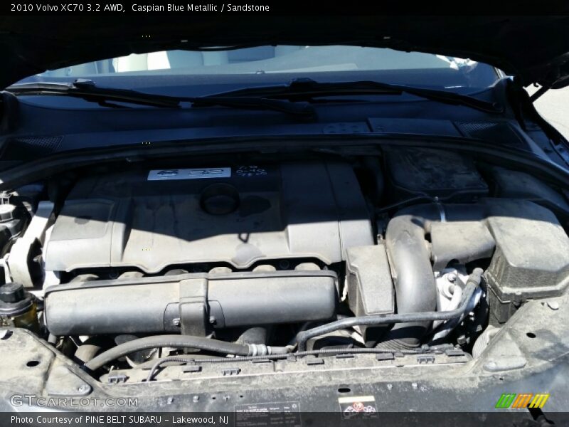 Caspian Blue Metallic / Sandstone 2010 Volvo XC70 3.2 AWD