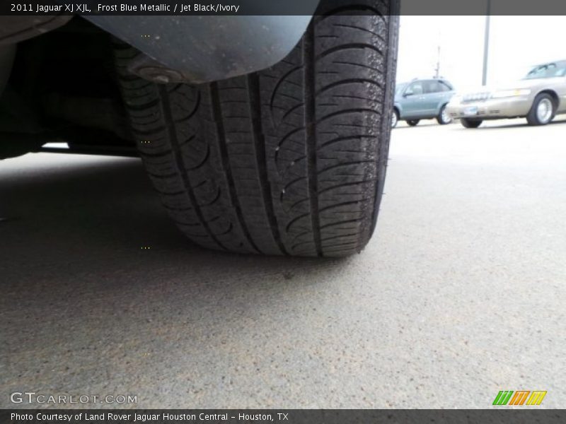 Frost Blue Metallic / Jet Black/Ivory 2011 Jaguar XJ XJL