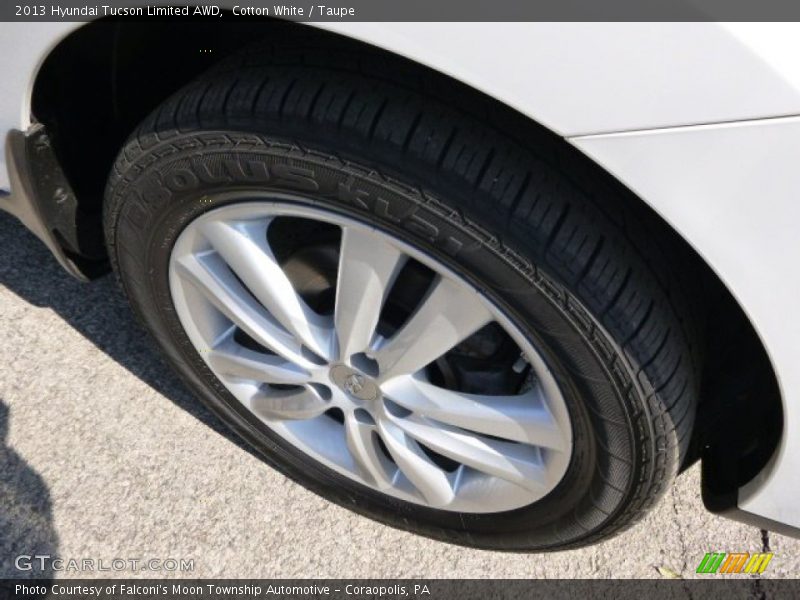Cotton White / Taupe 2013 Hyundai Tucson Limited AWD