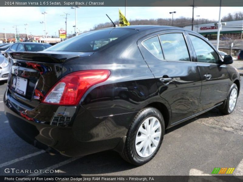 Super Black / Charcoal 2014 Nissan Versa 1.6 S Sedan