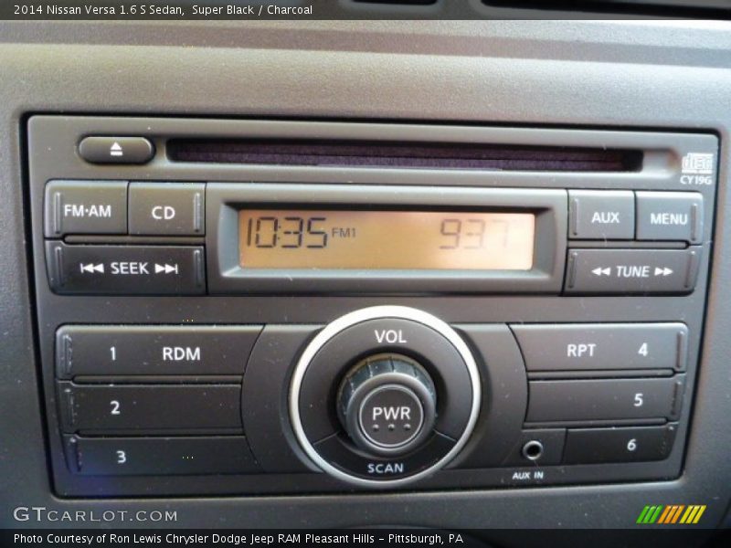 Super Black / Charcoal 2014 Nissan Versa 1.6 S Sedan