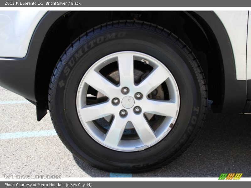 Bright Silver / Black 2012 Kia Sorento LX