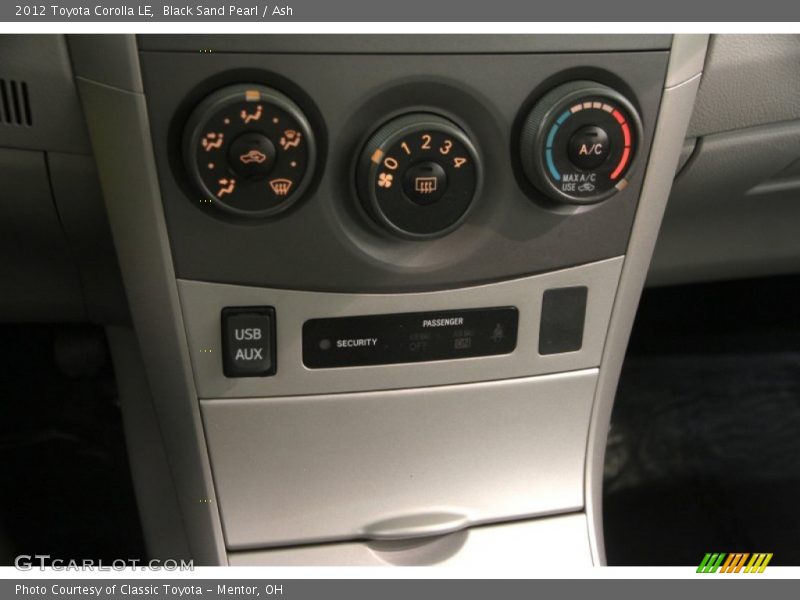 Controls of 2012 Corolla LE