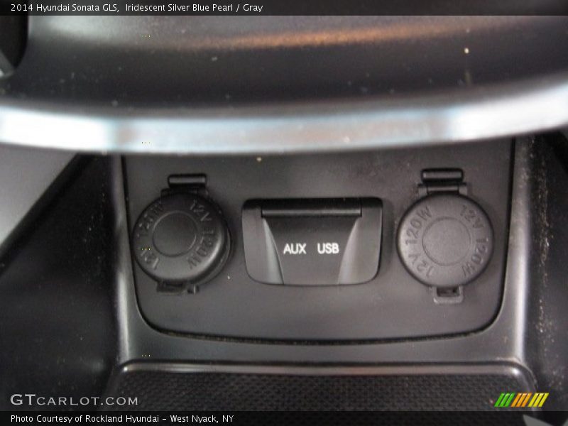 Iridescent Silver Blue Pearl / Gray 2014 Hyundai Sonata GLS