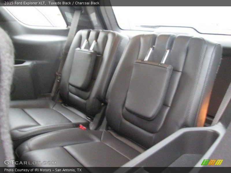 Tuxedo Black / Charcoal Black 2015 Ford Explorer XLT