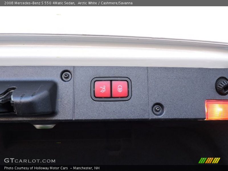 Arctic White / Cashmere/Savanna 2008 Mercedes-Benz S 550 4Matic Sedan