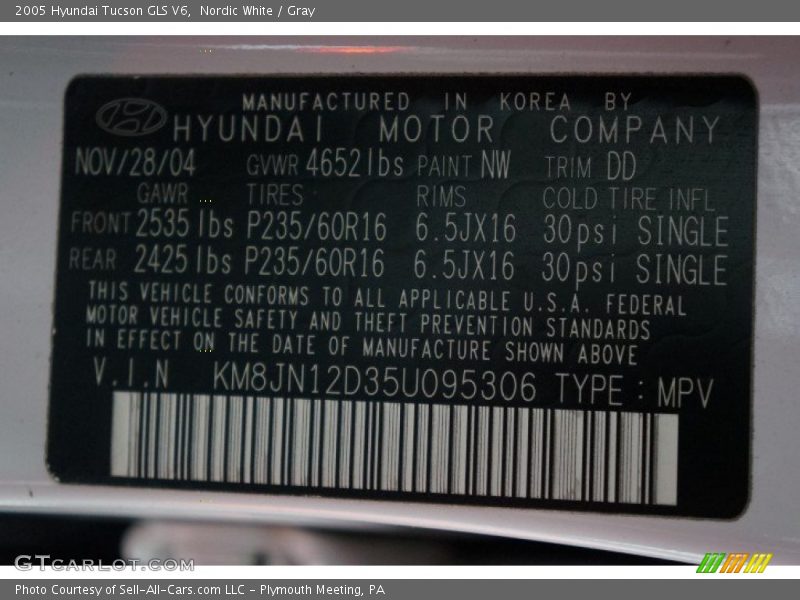 Nordic White / Gray 2005 Hyundai Tucson GLS V6