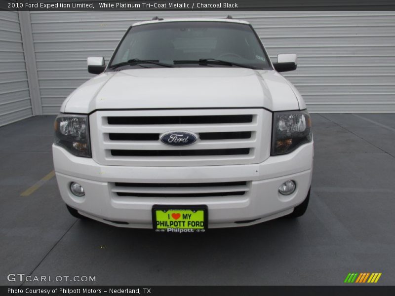 White Platinum Tri-Coat Metallic / Charcoal Black 2010 Ford Expedition Limited