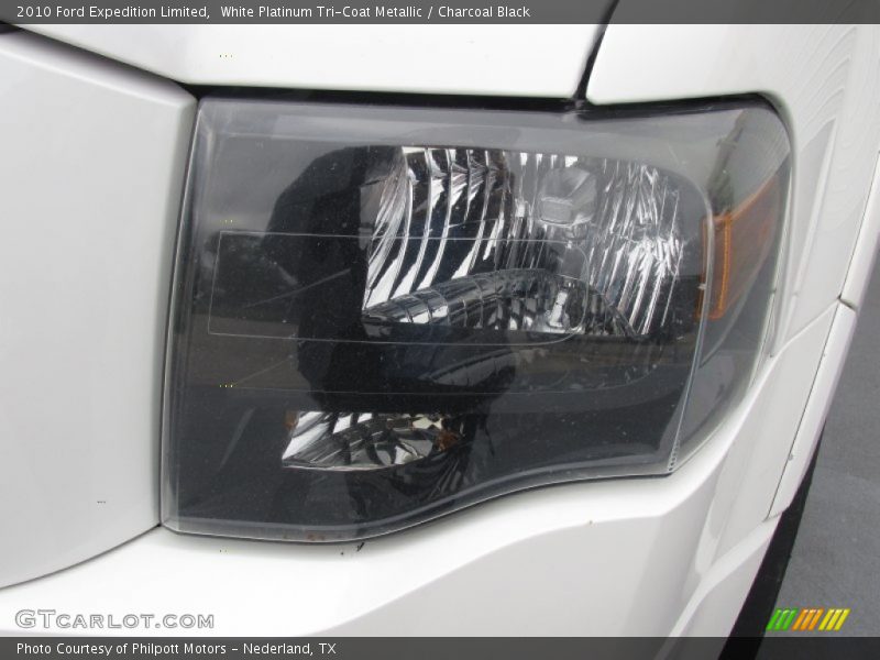 White Platinum Tri-Coat Metallic / Charcoal Black 2010 Ford Expedition Limited