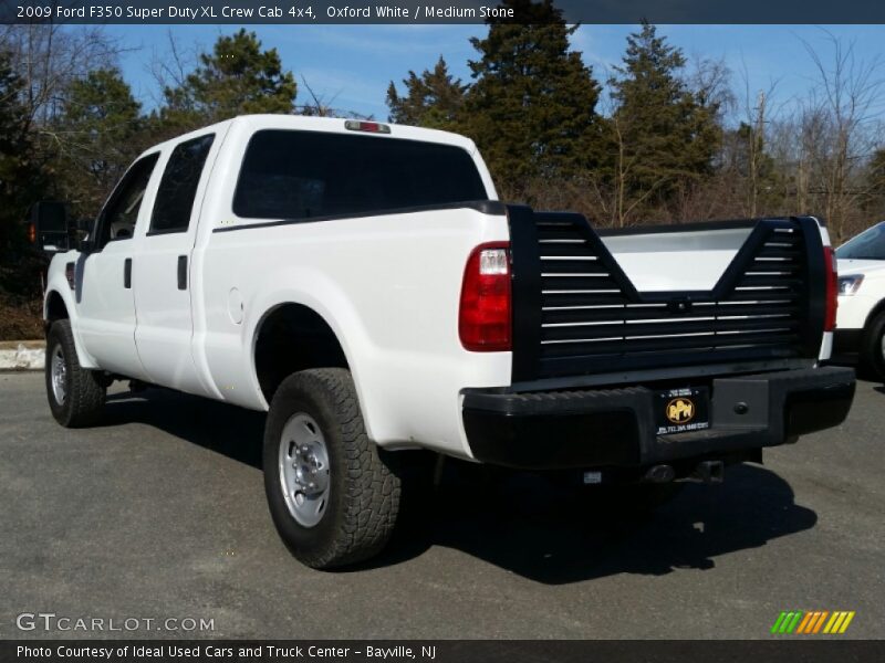 Oxford White / Medium Stone 2009 Ford F350 Super Duty XL Crew Cab 4x4